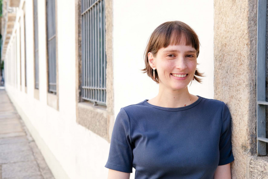Amanda Coimbra - 001