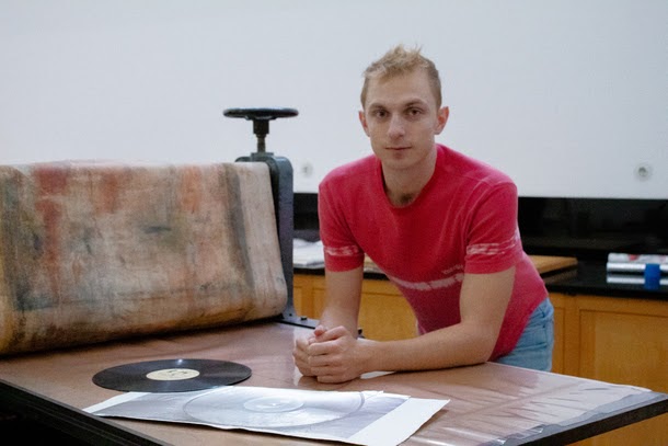 Tom - 0001