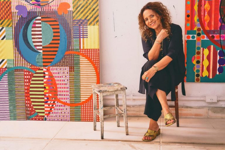 Beatriz Milhazes no Museu de Arte da Bahia.